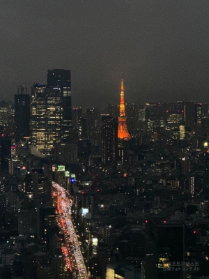 오후 5시, 반듯이 반짝이는 도쿄